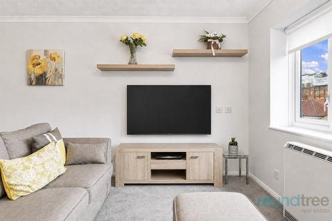 1 bedroom flat for sale, Ferrydale Lodge, Church Road, NW4