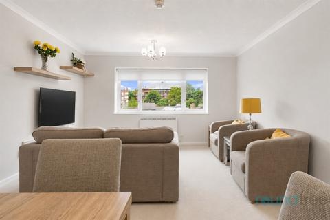 1 bedroom flat for sale, Ferrydale Lodge, Church Road, NW4