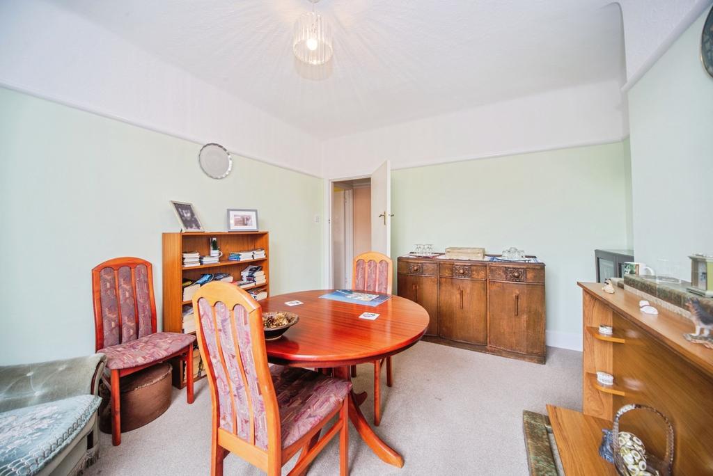 House in Southampton - View 5