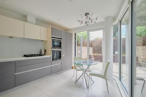 3 bedroom townhouse for sale, Netheravon Road South, Chiswick, W4