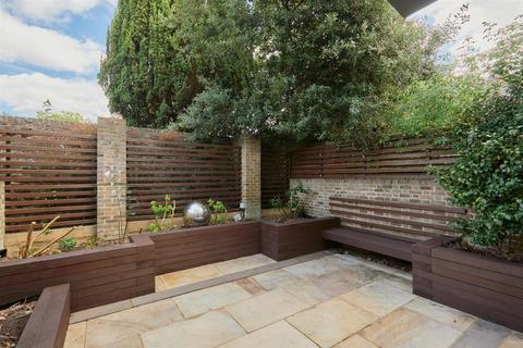 3 bedroom townhouse for sale, Netheravon Road South, Chiswick, W4