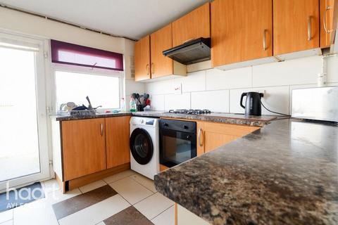 1 bedroom in a house share to rent, Masons Court, AYLESBURY