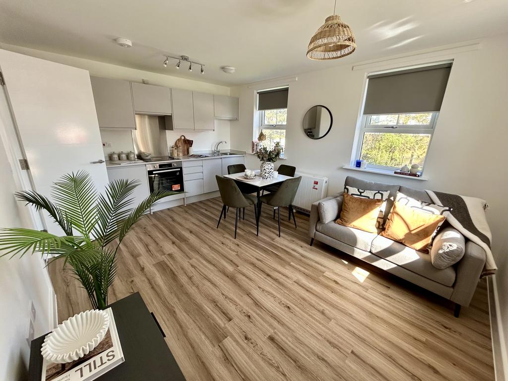 House in Leeds, Yorkshire - View 4