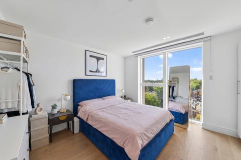 1 bedroom apartment for sale, Chiswick High Road London W4