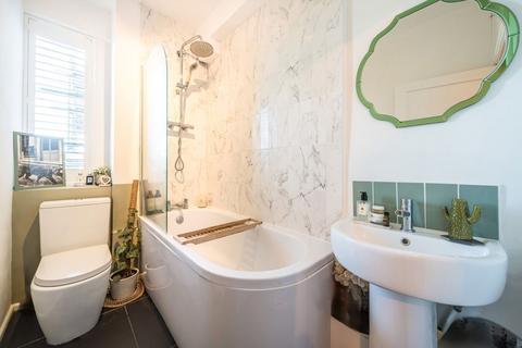 Studio for sale, Christchurch Road, London SW2