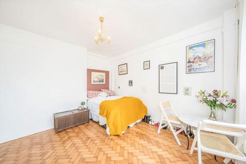 Studio for sale, Christchurch Road, London SW2