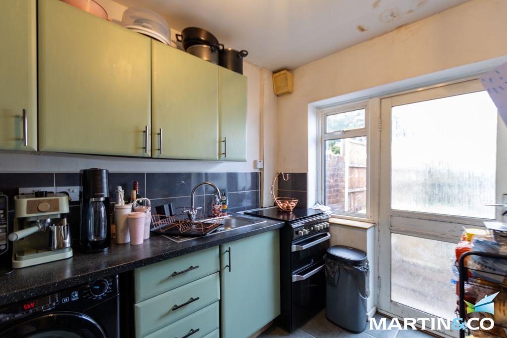 House in Oldbury - View 4