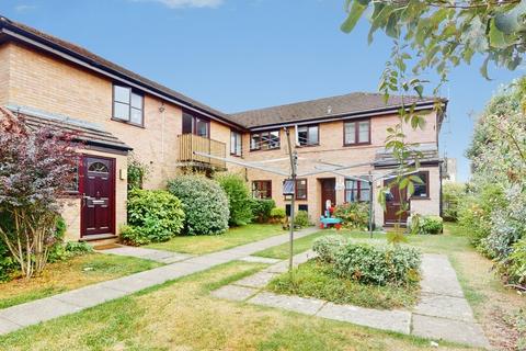 2 bedroom apartment for sale, Oakdene, Oak Manor Drive