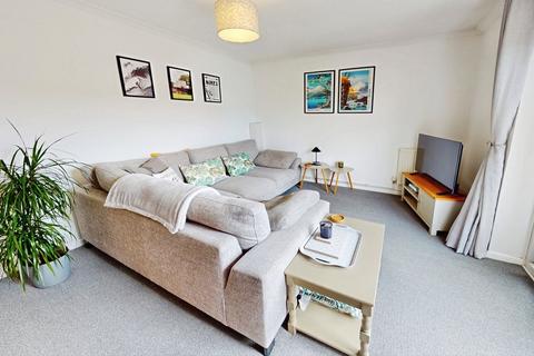 2 bedroom apartment for sale, Oakdene, Oak Manor Drive