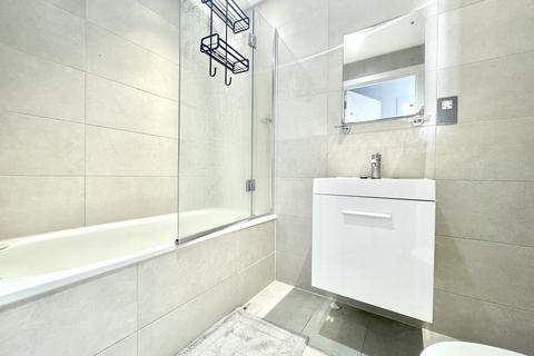2 bedroom flat to rent, The Blake Building, Southampton, SO14