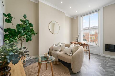 1 bedroom house to rent, Tadema Road, London SW10
