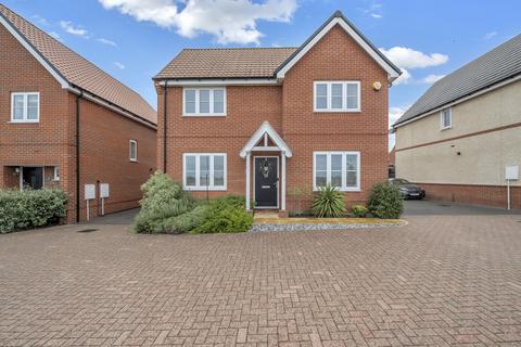 4 bedroom detached house for sale, Redwood Drive, Bury St. Edmunds