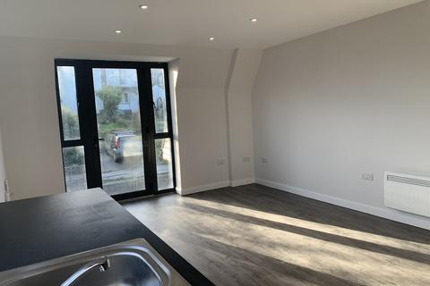 2 bedroom ground floor flat to rent, Tresooth Lane, Penryn TR10