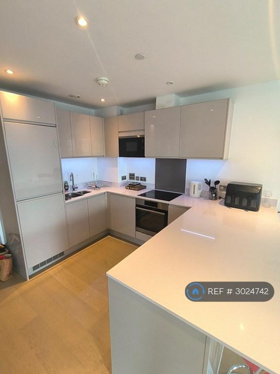 Apartment in London - View 2