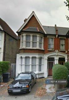 2 bedroom flat to rent, Inchmery Road, Catford, London, SE6