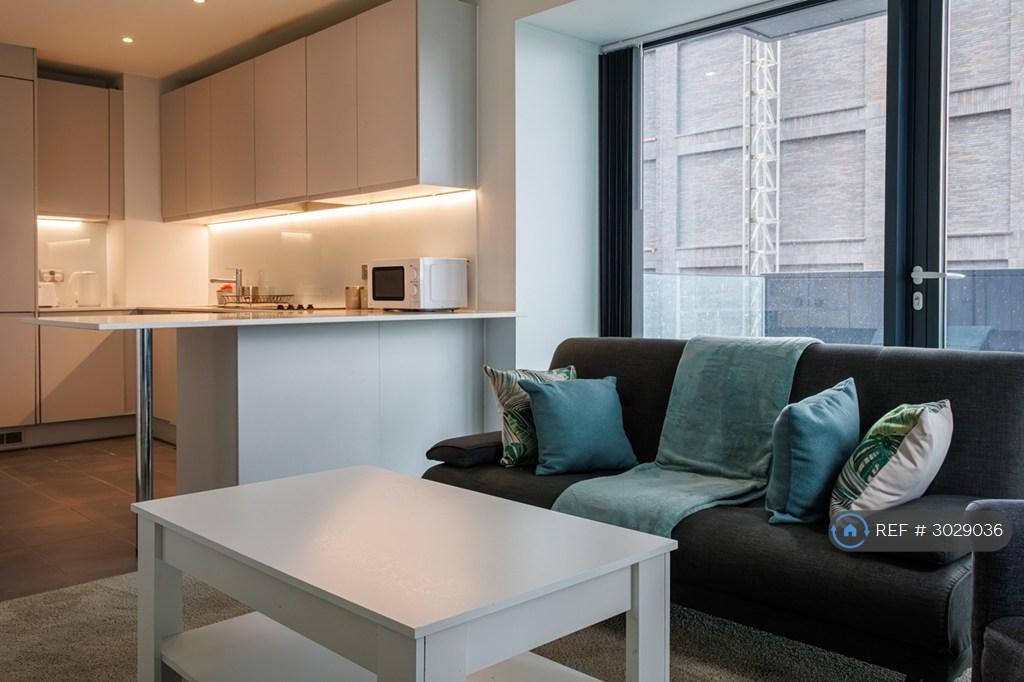 Apartment in Salford - View 3