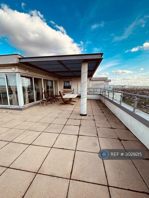 Apartment in London - View 3