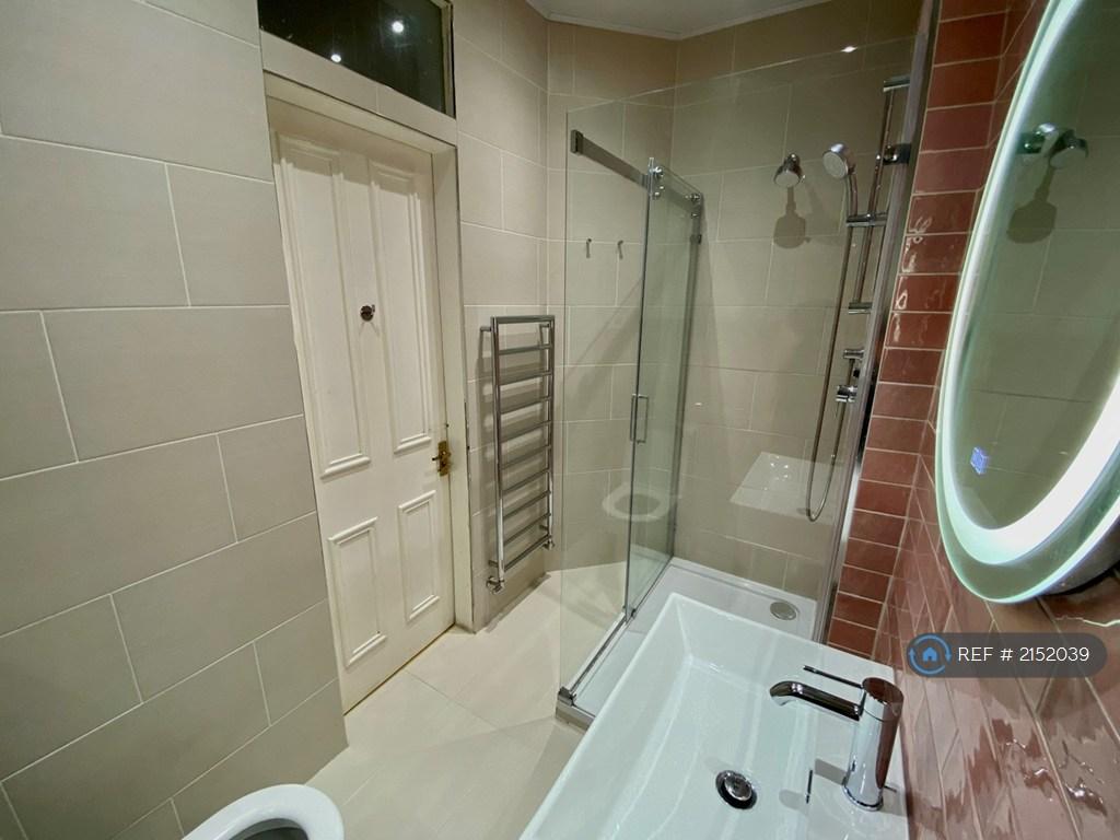Apartment in Edinburgh, Dalry - View 4