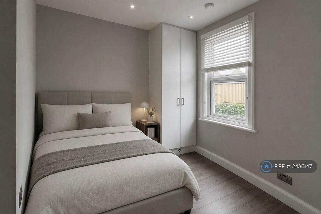 Apartment in London - View 5