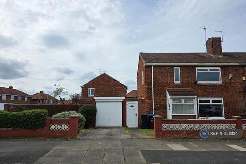 3 bedroom semi-detached house to rent, Langridge Crescent, Middlesbrough, TS3
