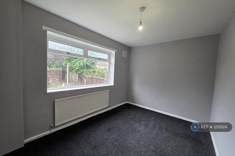 3 bedroom semi-detached house to rent, Langridge Crescent, Middlesbrough, TS3