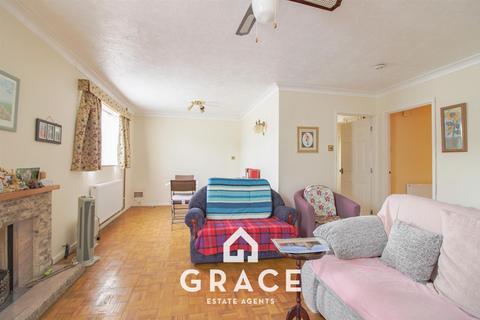 4 bedroom detached bungalow for sale, Eccles Road, Ipswich