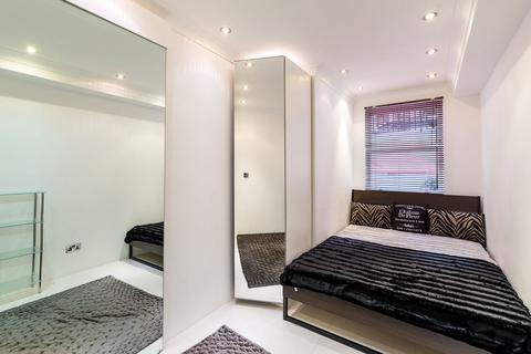 2 bedroom flat to rent, Elm Park Gardens, Chelsea, London, SW10