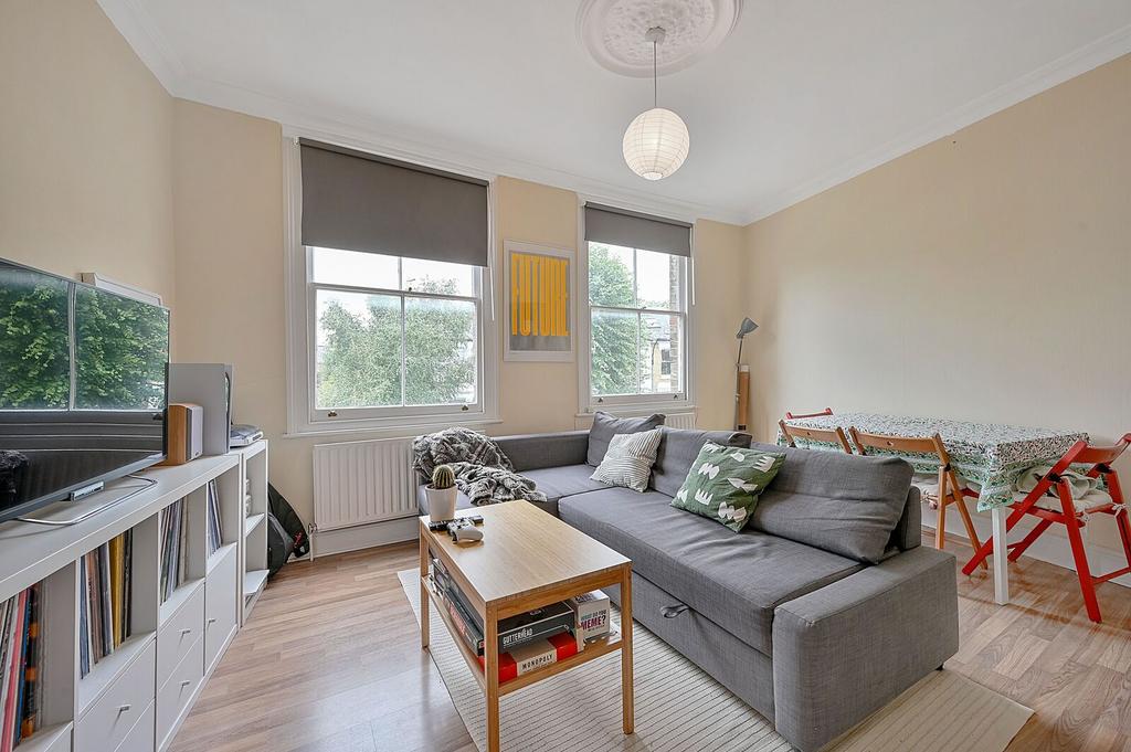Apartment in London - View 2
