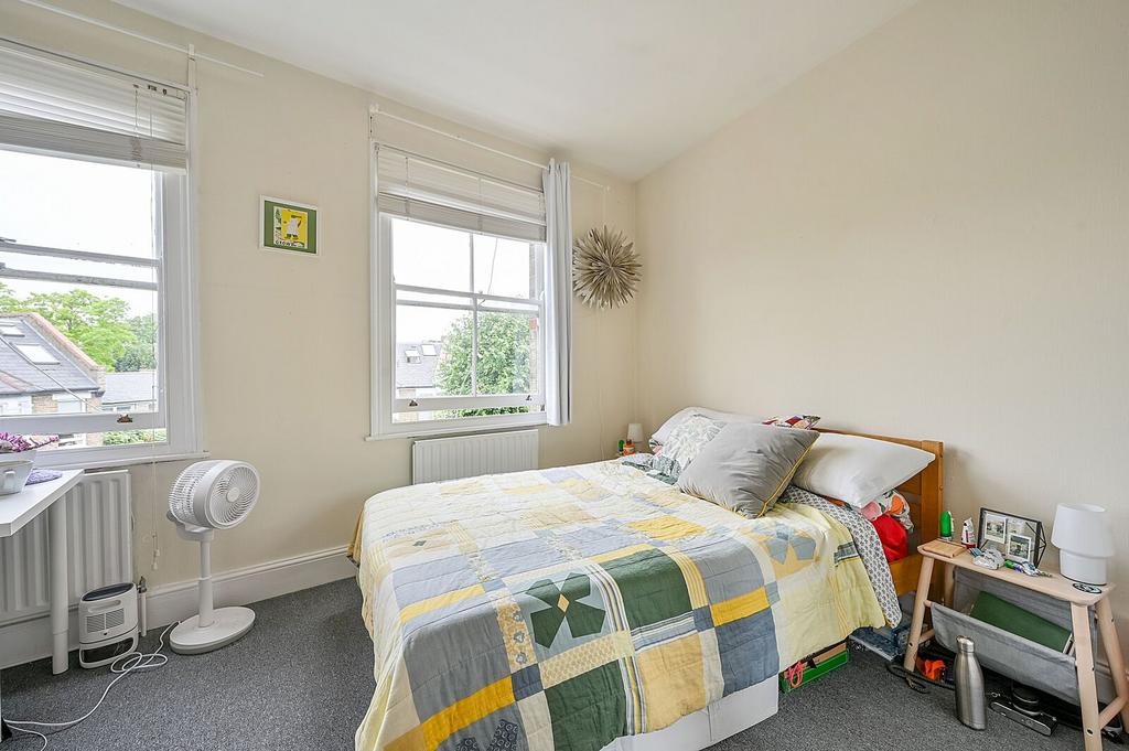 Apartment in London - More