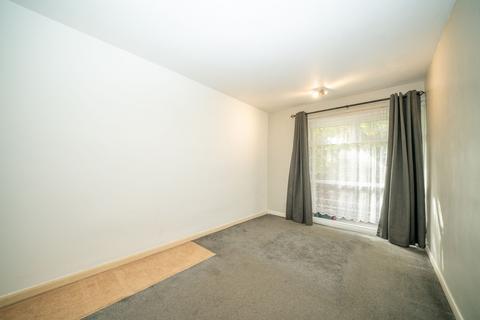 1 bedroom flat for sale, Fern Drive, Hemel Hempstead, HP3