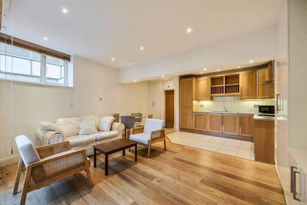 Apartment in London - View 4