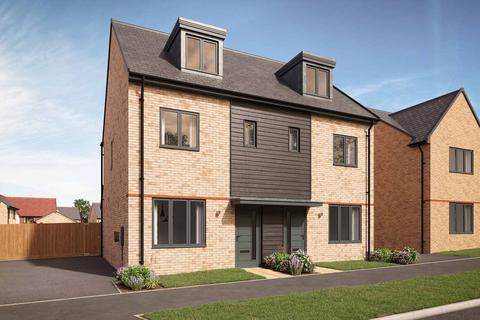 3 bedroom semi-detached house for sale, Plot 59, The McQueen at Bentley Gardens, Dunton Road SS15