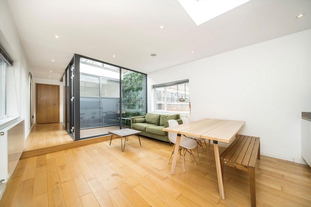 Apartment in London - View 4