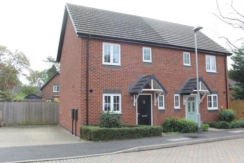 2 bedroom semi-detached house to rent, Manor Grove, Stafford, ST16 1QL