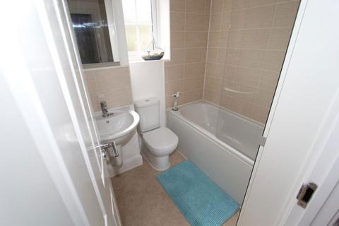 2 bedroom semi-detached house to rent, Manor Grove, Stafford, ST16 1QL