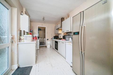 3 bedroom end of terrace house for sale, WEST STREET, CLEETHORPES