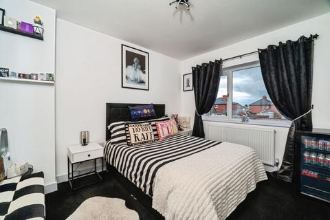 3 bedroom terraced house for sale, WENTWORTH ROAD, GRIMSBY