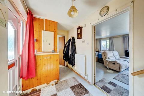 2 bedroom terraced house for sale, Whimbrel Close, London, SE28