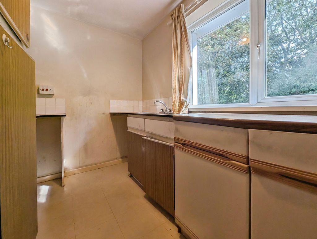 Apartment in Newcastle upon Tyne, Blakelaw, Denton Burn - View 5