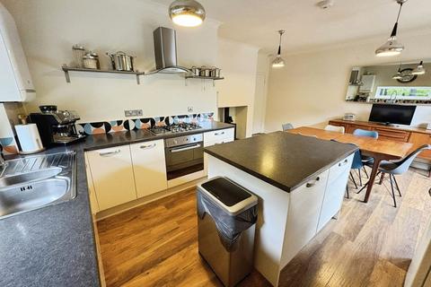 2 bedroom bungalow for sale, Percy Gardens, Newcastle Upon Tyne NE12