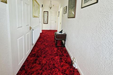 3 bedroom semi-detached bungalow for sale, Avondale Avenue, Newcastle Upon Tyne NE12
