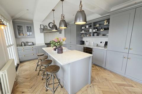 3 bedroom semi-detached house for sale, Allendale Avenue, Wallsend