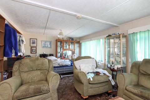 2 bedroom park home for sale, Coppice Farm Park, Tring