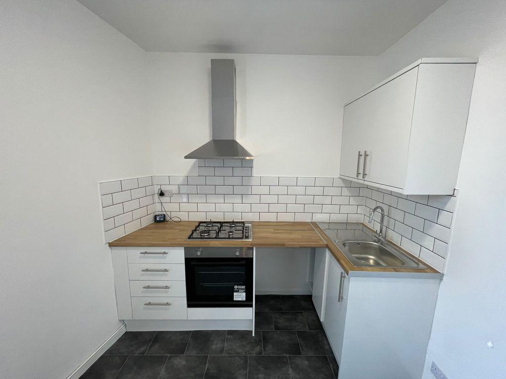 Apartment in Sefton, Liverpool City Region - View 4