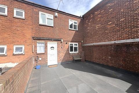 2 bedroom maisonette to rent, Rookery Lane, Walsall WS9