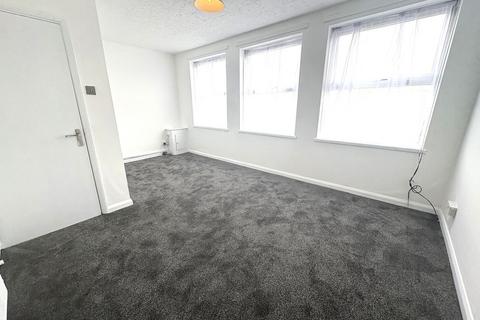 2 bedroom maisonette to rent, Rookery Lane, Walsall WS9