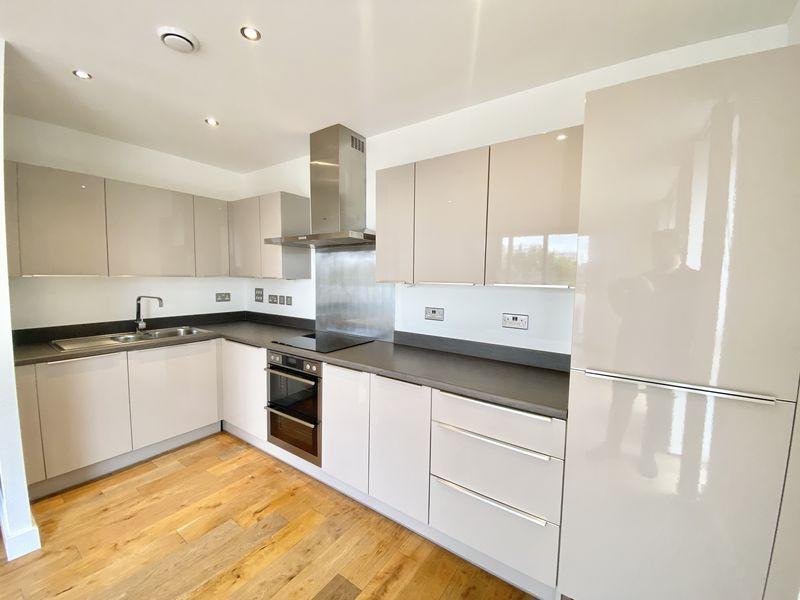 Apartment in London - View 2