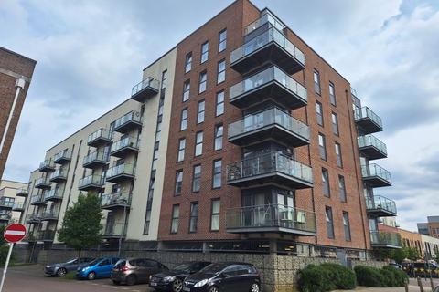 2 bedroom apartment to rent, St Andrews House, Campus Avenue RM8