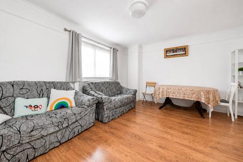 undefined, Logan Close, Greater London TW4