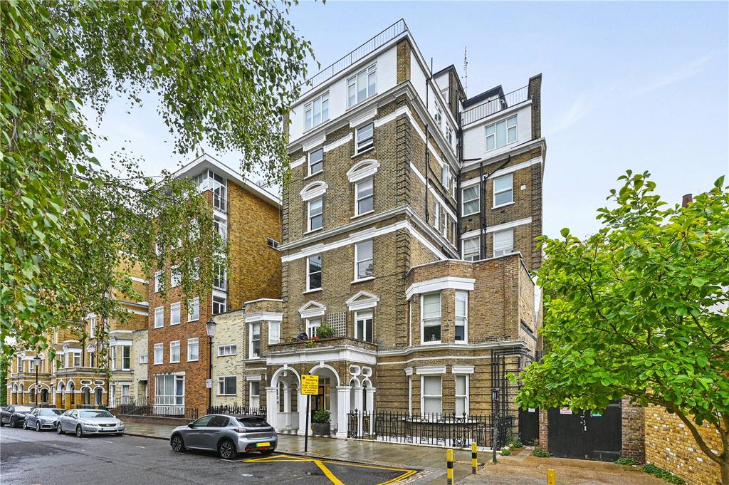 Apartment in Kensington - More